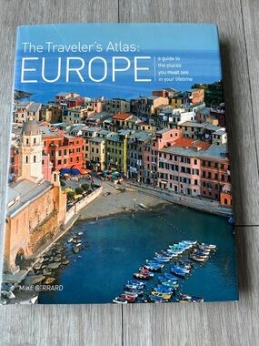 The Traveler's Atlas: EUROPE - Hardcover